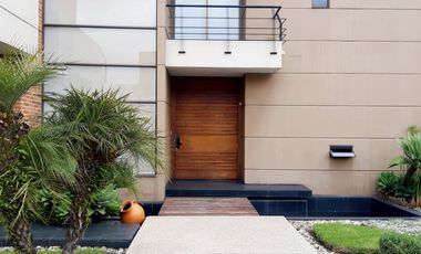 Espectacular casa campestre en Cajica Cundinamarca.VENPERMUTO Por Propiedad en Cartagena