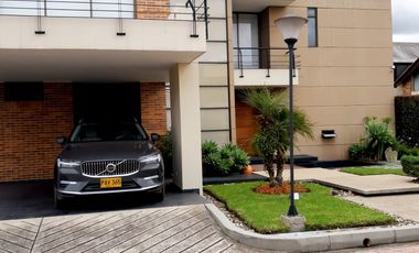 Espectacular casa campestre en Cajica Cundinamarca.VENPERMUTO Por Propiedad en Cartagena