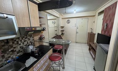 Apartemen Kelapa Gading Nias 2 Kamar Emerald Furnished Lt 2 View Kolam