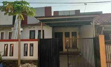 Rumah Siap Huni Semi Furnished di Boulevard Hijau Harapan Indah Bekasi