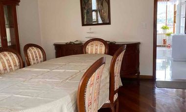 CUMBAYA CERCA AL  SCALA; CONFORTABLE CASA DE ARRIENDO