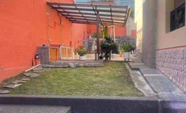 CUMBAYA CERCA AL  SCALA; CONFORTABLE CASA DE ARRIENDO