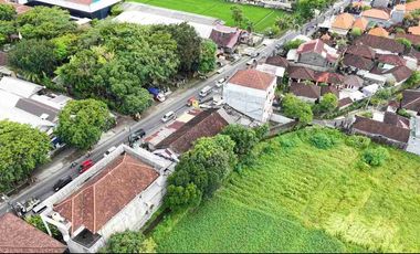 Tanah 100m2 strategis di kerobokan Bali
