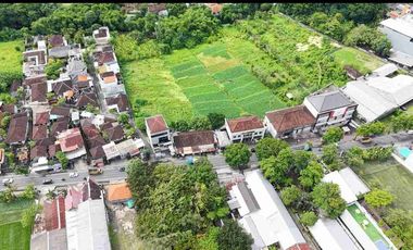 Tanah 100m2 strategis di kerobokan Bali