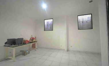 dijual bangunan kantor lantai 2 panjer