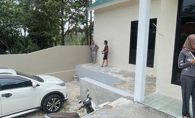 Rumah baru siap huni pakintelan bisa KPR  legalitas komplit bisa KPR DP suka suka