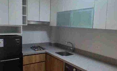 Alquilo minidepartamento