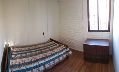 Departamento Entre Teniente Ponce Y Av. Fermín Vivaceta