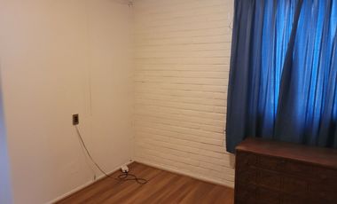 Departamento Entre Teniente Ponce Y Av. Fermín Vivaceta