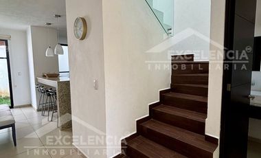 🔑 Renta de Casa Amueblada en Fracc. Privado Lartesi, Altozano, Morelia 🔑