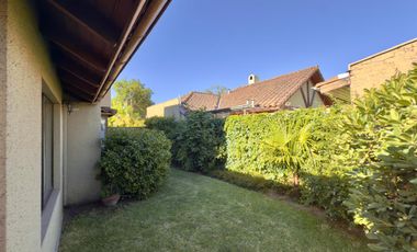 Se vende casa en Rucatremo, sector oriente de Curicó, 457m2 terreno