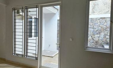 Disewakan Rumah 1 Lantai di Patagonia, De Latinos.