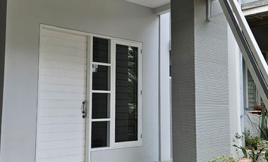 Disewakan Rumah 1 Lantai di Patagonia, De Latinos.