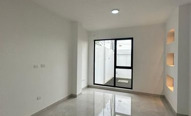 casa de venta en manta zona norte.