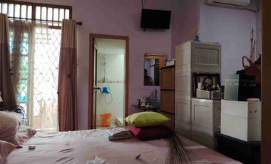 Turun Harga                                                 Di jual rumah bisa dijadikan kos kos an