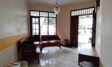 Turun Harga                                                 Di jual rumah bisa dijadikan kos kos an