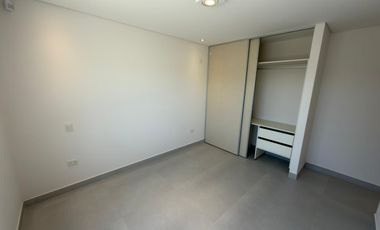 Casa en venta de dos dormitorios en Puerto Madryn a estrenar Dormitorio principal con baño en suite