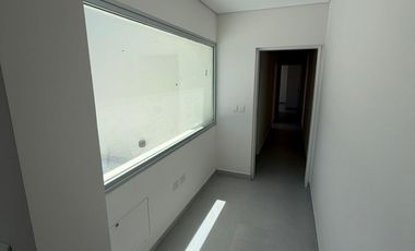 Casa en venta de dos dormitorios en Puerto Madryn a estrenar Dormitorio principal con baño en suite