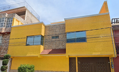 VENTA DE CASA EN NEZAHUALCÓYOTL ESTADO DE MÉXICO