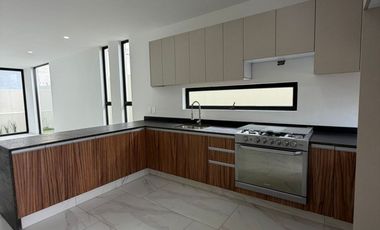CASA EN  BOSQUES VALLARTA