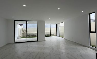 CASA EN  BOSQUES VALLARTA