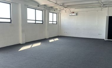 EXCELENTE OFICINA EN MOCTEZUMA SEGUNDA SECCION