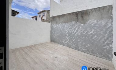 En venta triplex en san Cayetano bajo cerca al centro de la ciudad de Loja