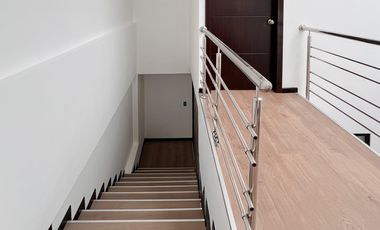 En venta triplex en san Cayetano bajo cerca al centro de la ciudad de Loja