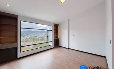 En venta triplex en san Cayetano bajo cerca al centro de la ciudad de Loja