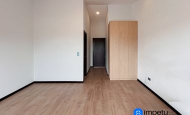 En venta triplex en san Cayetano bajo cerca al centro de la ciudad de Loja