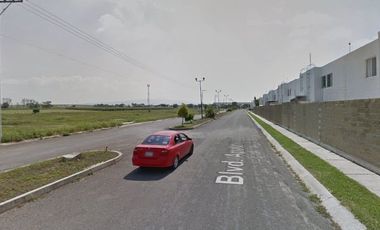 COHC (EMB) CASA EN VENTA DE CONTADO EN FUENTES DE LA LAJA GTO