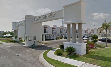 COHC (EMB) CASA EN VENTA DE CONTADO EN FUENTES DE LA LAJA GTO