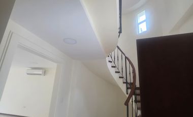 Via a la Costa, Renta de linda casa 3 dormitorios con piscina