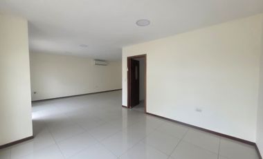 Via a la Costa, Renta de linda casa 3 dormitorios con piscina