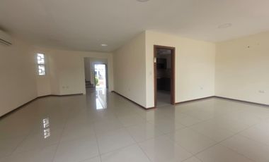 Via a la Costa, Renta de linda casa 3 dormitorios con piscina