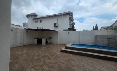 Via a la Costa, Renta de linda casa 3 dormitorios con piscina