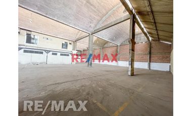 ¡Oportunidad Única! Venta De Terreno Industrial 3,690 M2 - 3 Frentes - Av. Colonial - Cercado De Lima