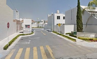 COHC (EMB) CASA EN VENTA DE CONTADO EN EL BECERRO GTO