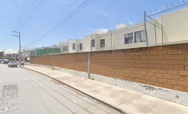 COHC (EMB) CASA EN VENTA DE CONTADO EN LA CANTERA 3 GTO