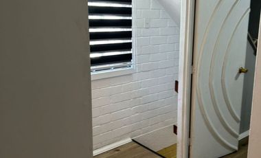 Vende Casa En San Bernardo. (prox. Metrotres Los 5 Pinos)