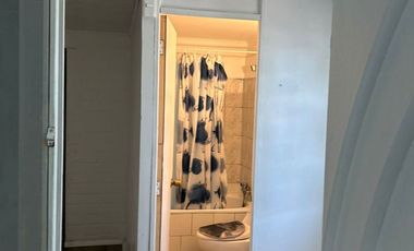 Vende Casa En San Bernardo. (prox. Metrotres Los 5 Pinos)