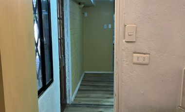 Vende Casa En San Bernardo. (prox. Metrotres Los 5 Pinos)