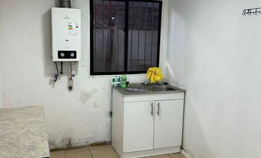 Vende Casa En San Bernardo. (prox. Metrotres Los 5 Pinos)
