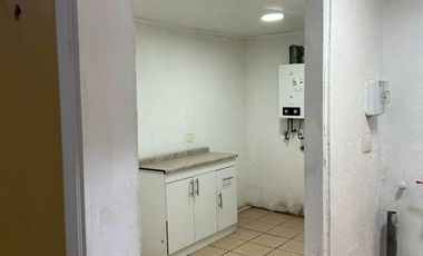 Vende Casa En San Bernardo. (prox. Metrotres Los 5 Pinos)