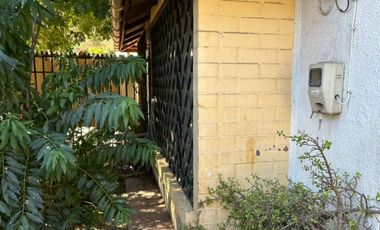 Vende Casa En San Bernardo. (prox. Metrotres Los 5 Pinos)