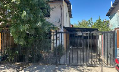 Vende Casa En San Bernardo. (prox. Metrotres Los 5 Pinos)