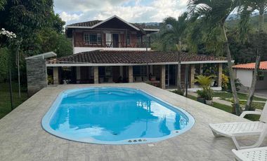 VENTA CASA CAMPESTRE PIEDECUESTA