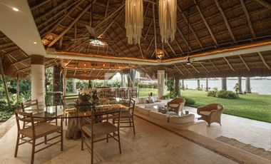 Casa en Venta, Isla Dorada, Zona Hotelera Cancun