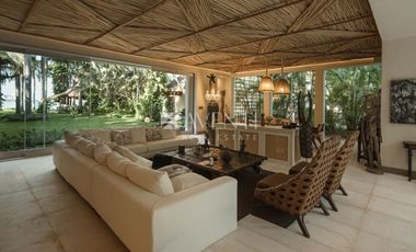 Casa en Venta, Isla Dorada, Zona Hotelera Cancun