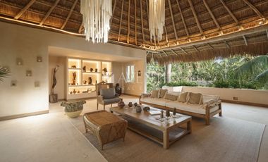 Casa en Venta, Isla Dorada, Zona Hotelera Cancun